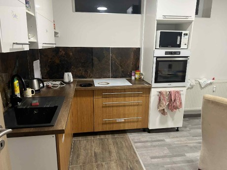 ec16dac6-4746-4b57-bed7-85b56e3c79ad