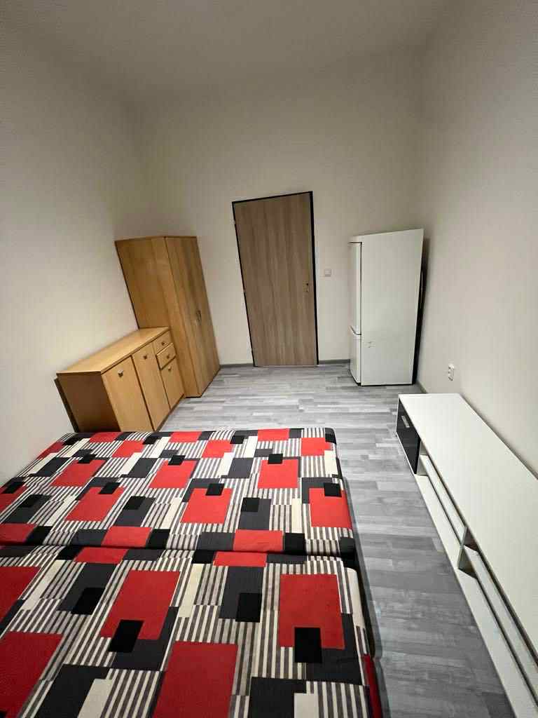 a4ad59a6-66c1-4238-9e28-522453bc3fa3